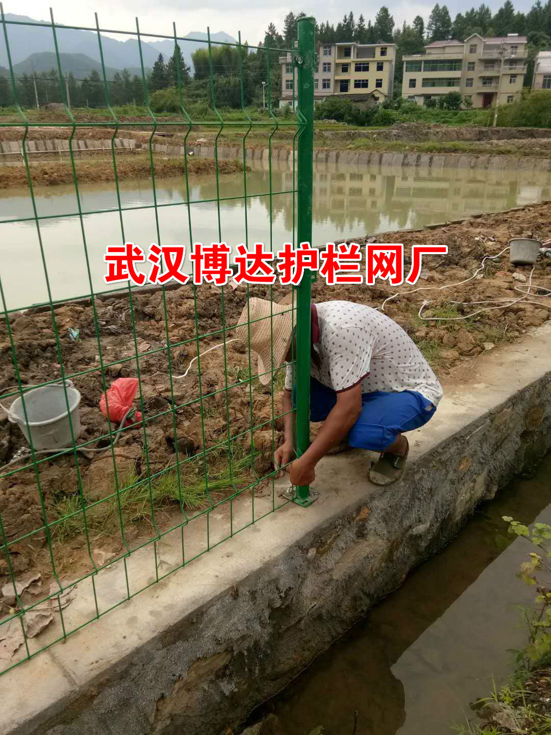 江西井冈市池塘安
