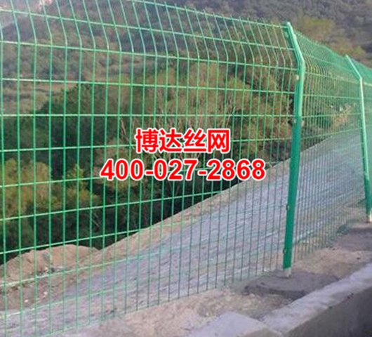 <b>双边丝护栏，圈山</b>