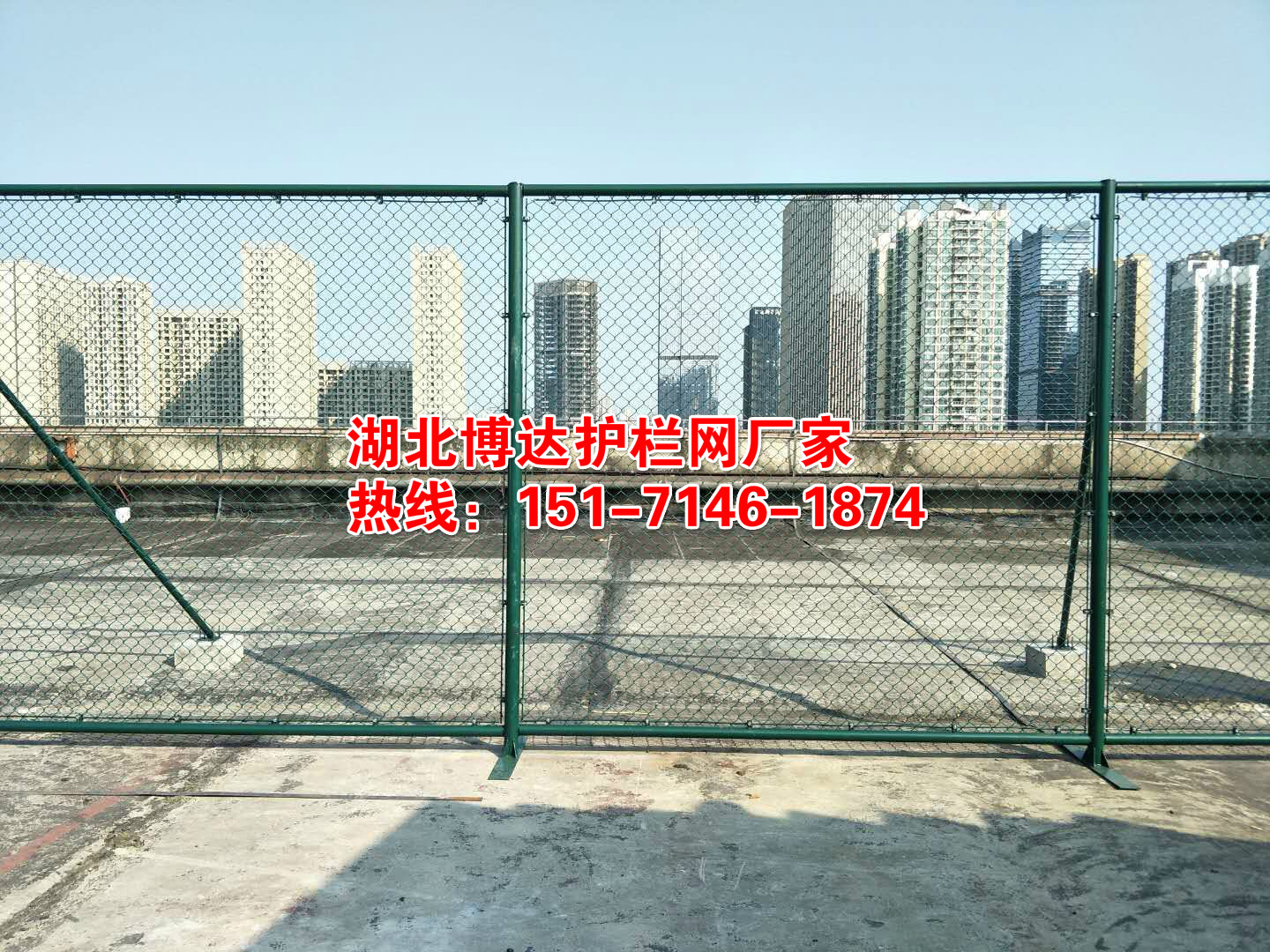 <b>武汉道路护栏如何选购？</b>